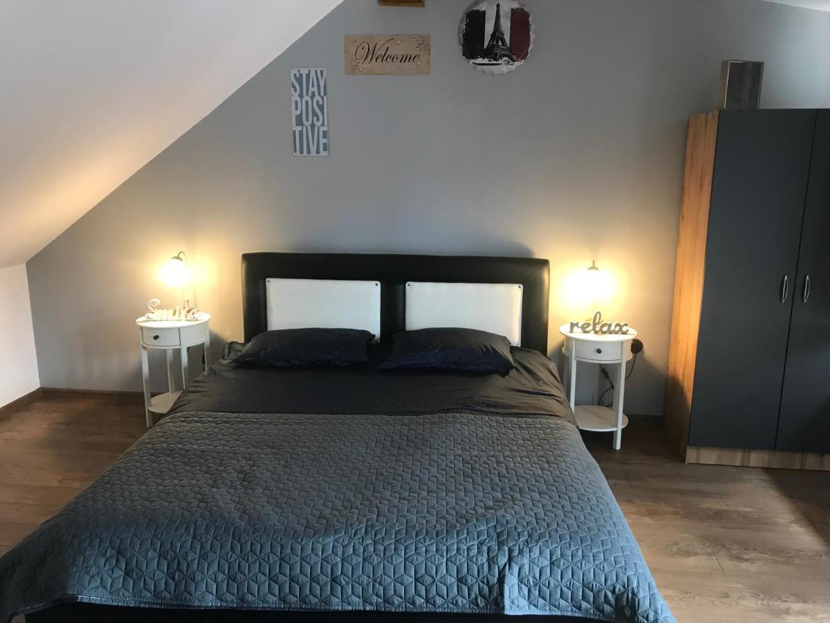 Garsoniera Delia Brasov Apartment Luaran gambar