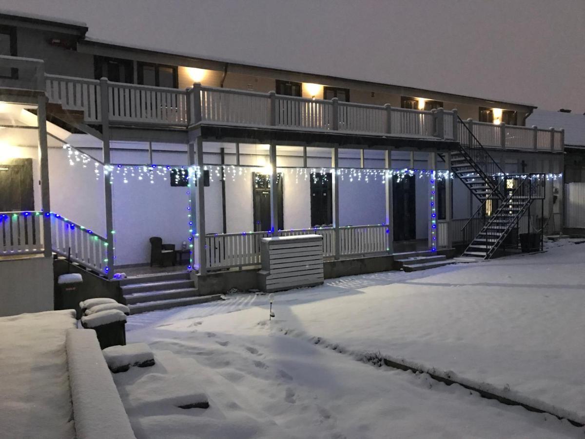 Garsoniera Delia Brasov Apartment Luaran gambar